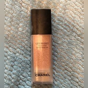 Chanel Les Beiges Water-Fresh Tint - LIGHT